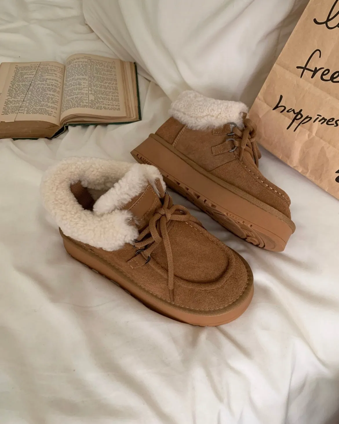 [ Pre-order ] Cowhide Wool Shearling Lined Mini Boots