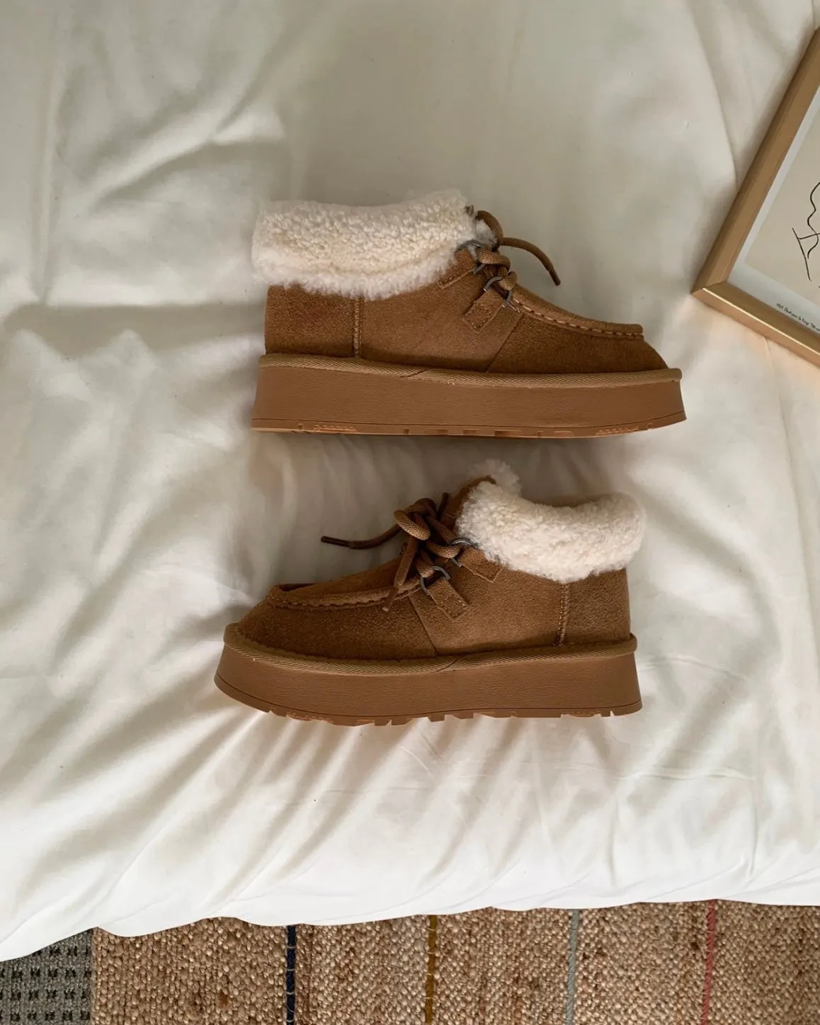 [ Pre-order ] Cowhide Wool Shearling Lined Mini Boots