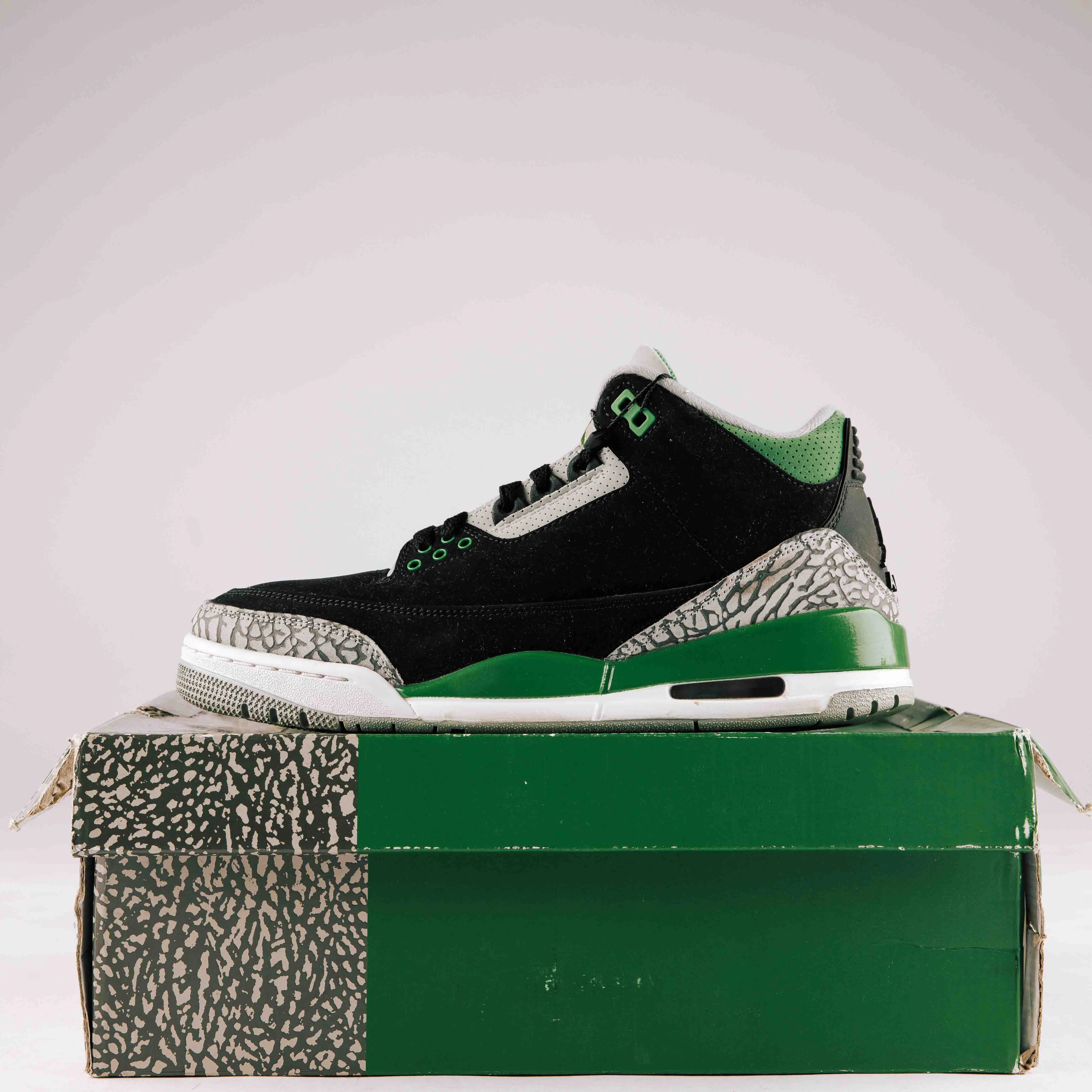 Air Jordan Retro 3 Pine Green - Used - 0295