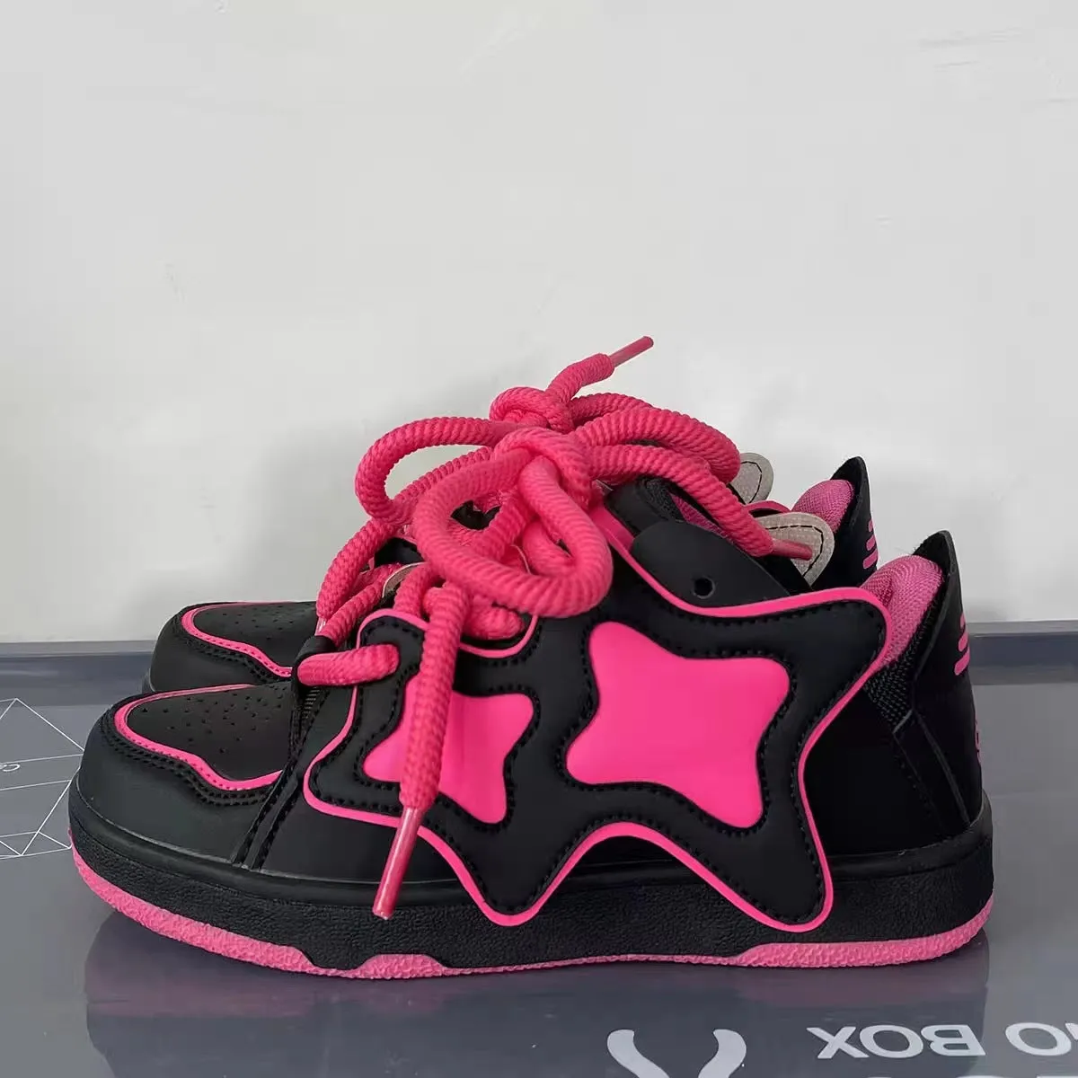 Dragon Fruit Color Lucky Street Skateboard Bread Shoes