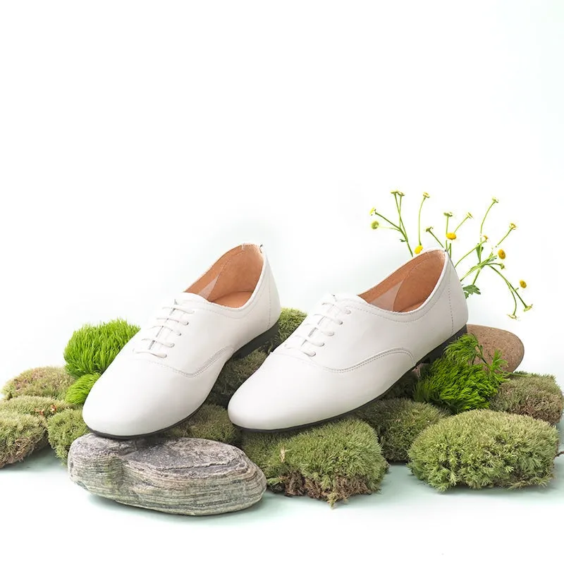 Handmade Soft Leather Oxford Shoes for Women in White/Black