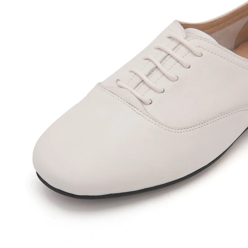 Handmade Soft Leather Oxford Shoes for Women in White/Black