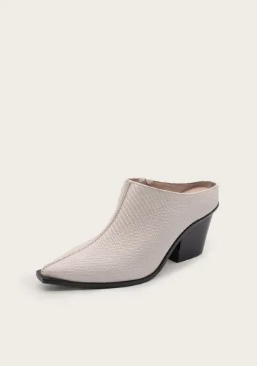 KAANAS atria textured mule w. square tip