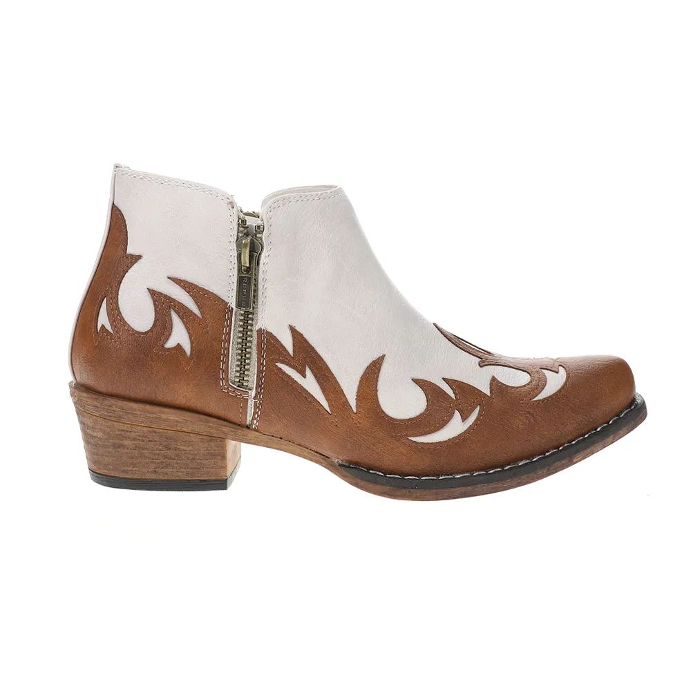 Lorene Tooled Inlay Snip Toe Cowboy Booties