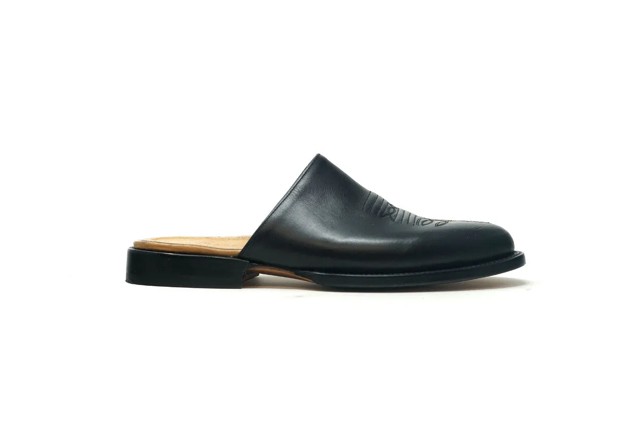 Nahua Mule All Black