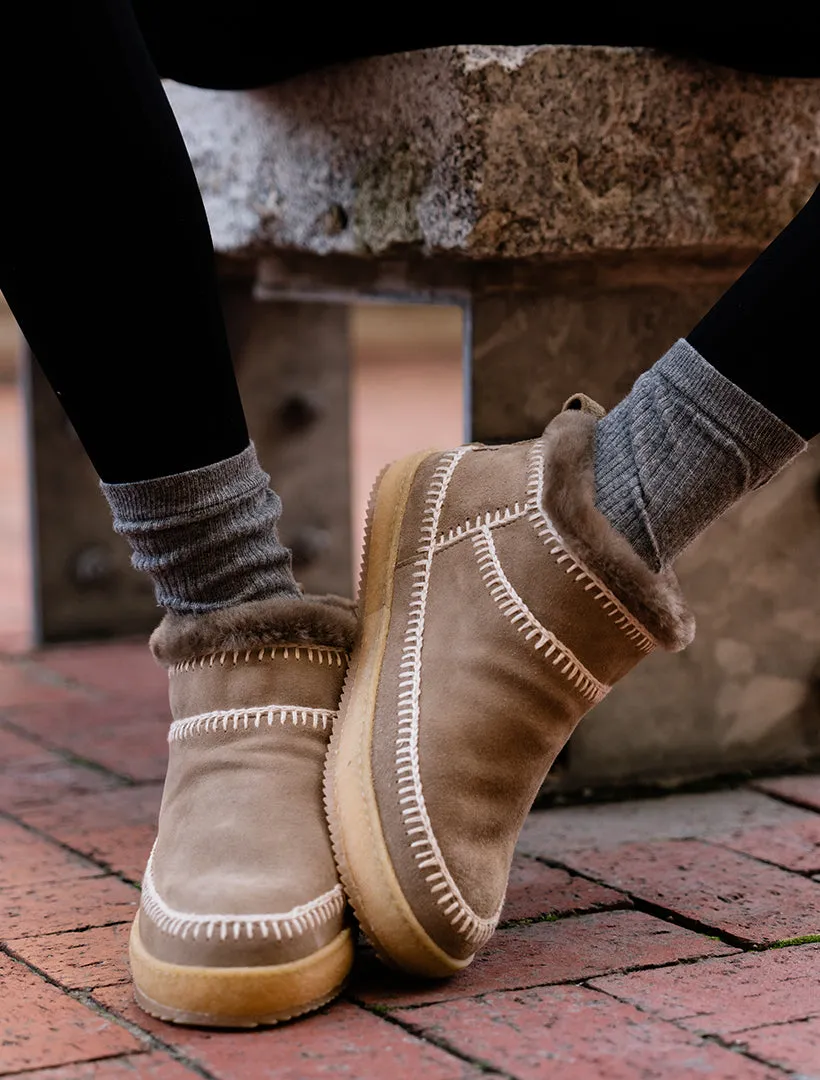 Nyuki Low Crochet Ankle Boot Otter Suede Natural