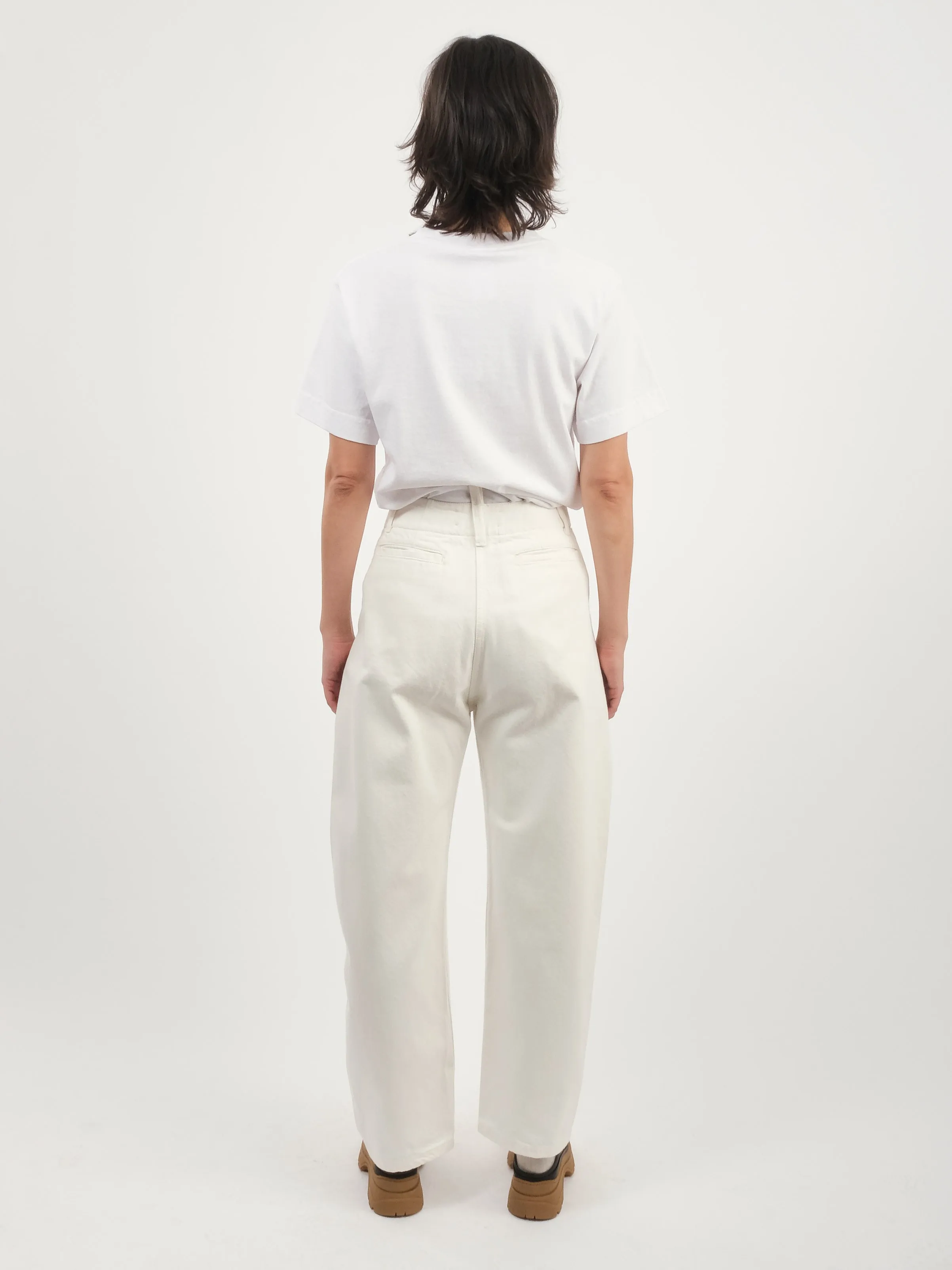 Parchment Akerman Rounded Leg Twist Seam Pant