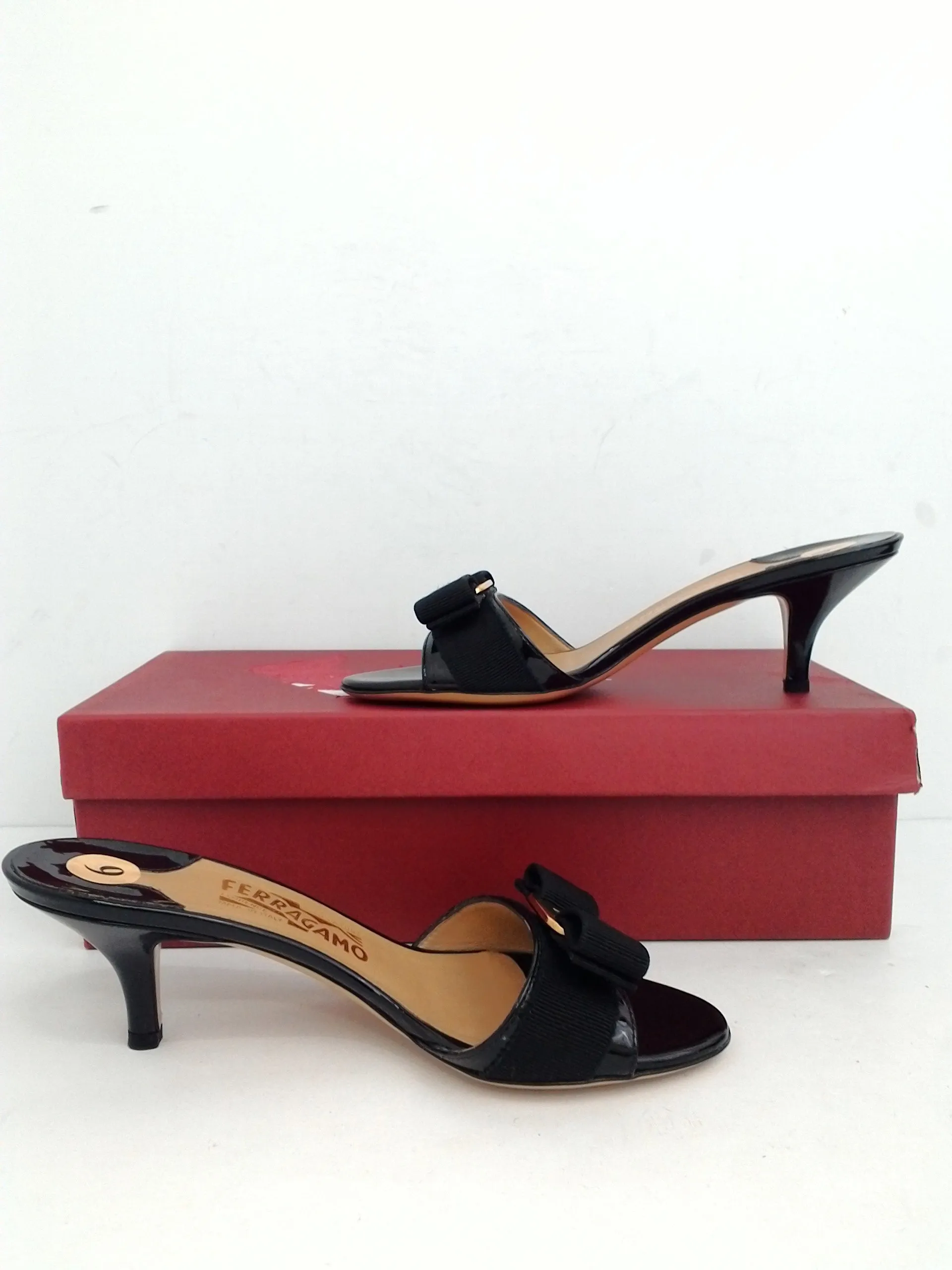 Salvatore Ferragamo Women's Glory 1 Black Patent Leather Mule Size 6 B