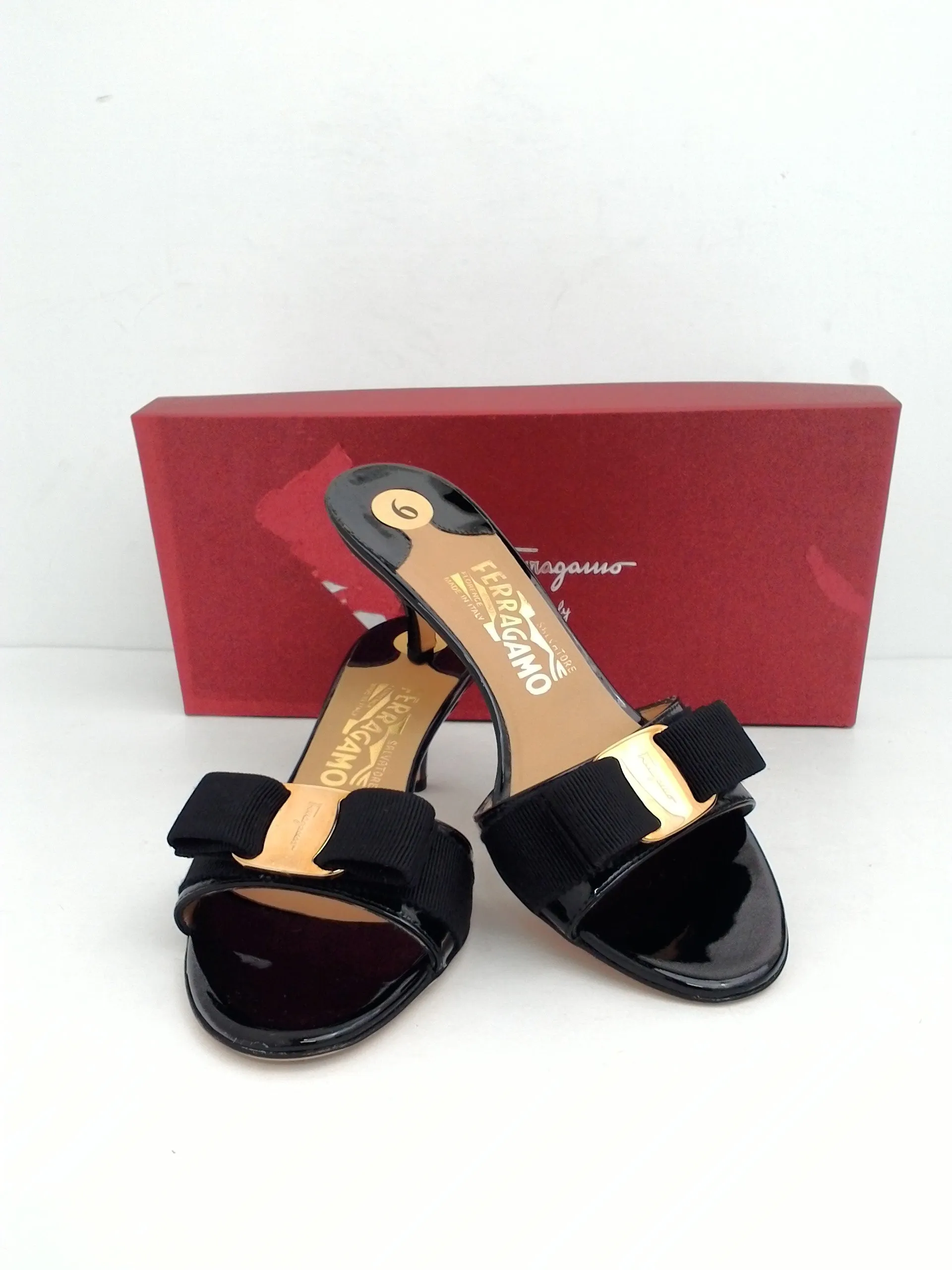 Salvatore Ferragamo Women's Glory 1 Black Patent Leather Mule Size 6 B