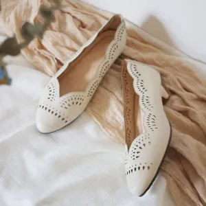 Sheepskin Point Toe Pumps 30mm Cone Heel Cut Out In Off White/Black Fashion Style