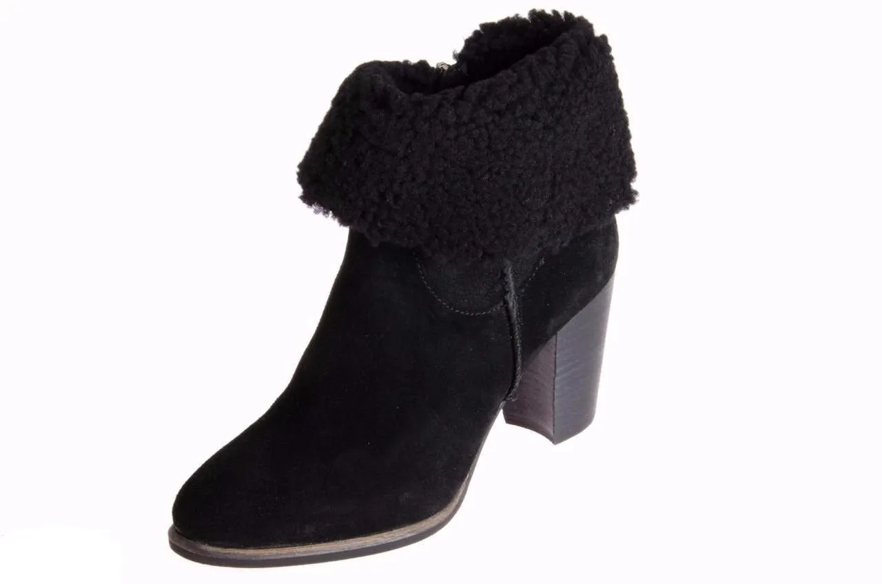 UGG AUSTRALIA BLACK ANKLE BOOTS