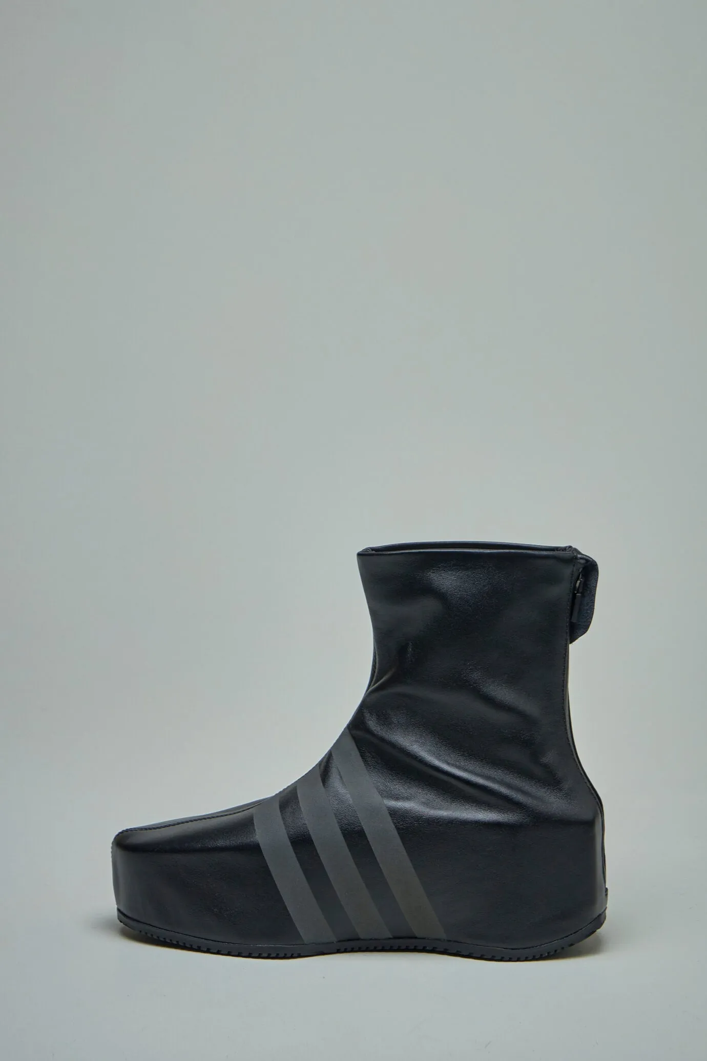 Y-3 Kyasu Overboot